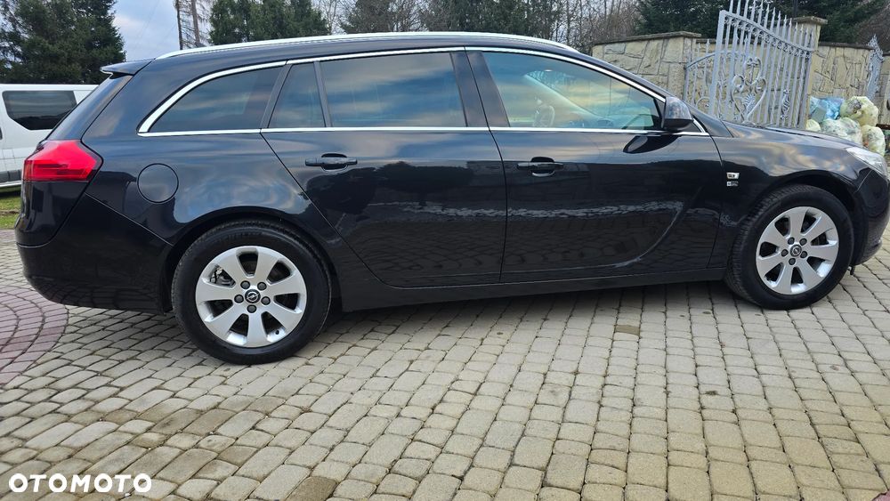 Opel Insignia - 25