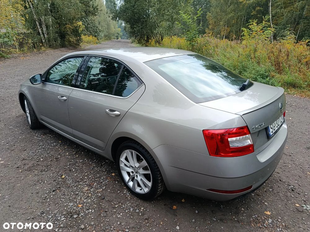 Skoda Octavia 1.5 TSI ACT Style - 4