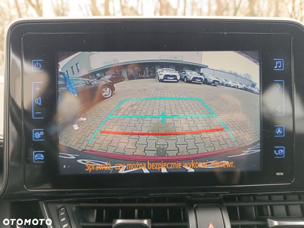 Toyota C-HR 1.8 Hybrid Premium - 18