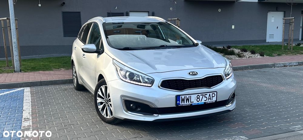 Kia Ceed - 22