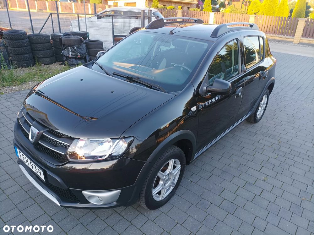 Dacia Sandero Stepway TCe 90 (S&S) Celebration - 14