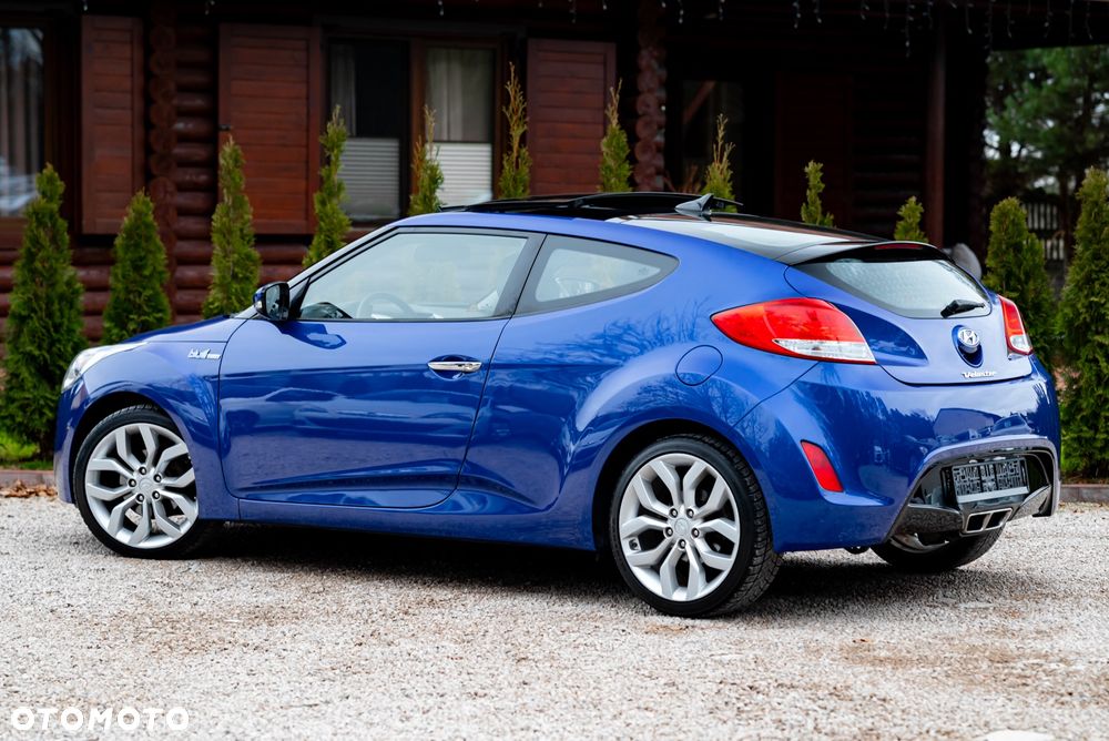 Hyundai Veloster 1.6 Premium - 11