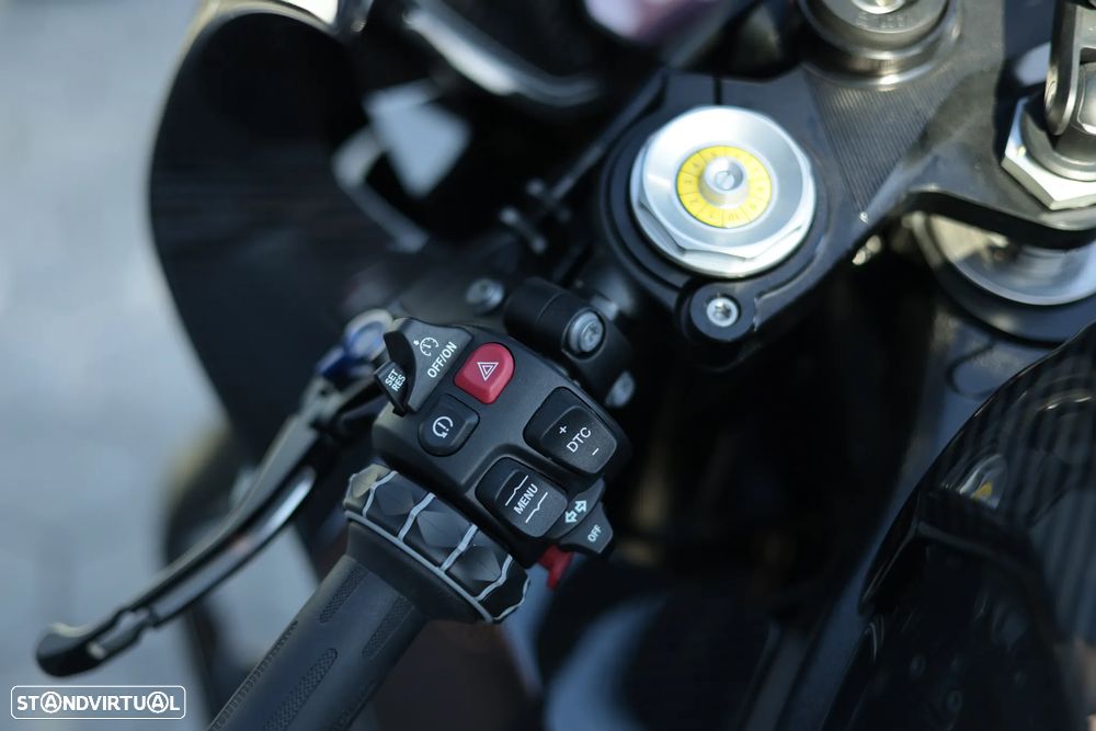 BMW M 1000 RR M - 16