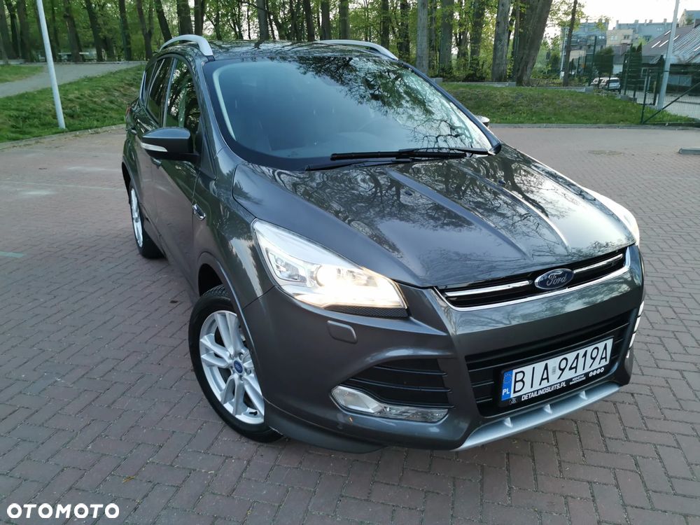 Ford Kuga 1.5 EcoBoost 2x4 Titanium - 17