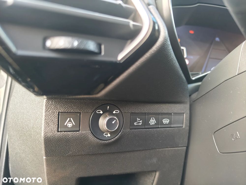 DS Automobiles DS 7 Crossback 2.0 BlueHDi Grand Chic - 27