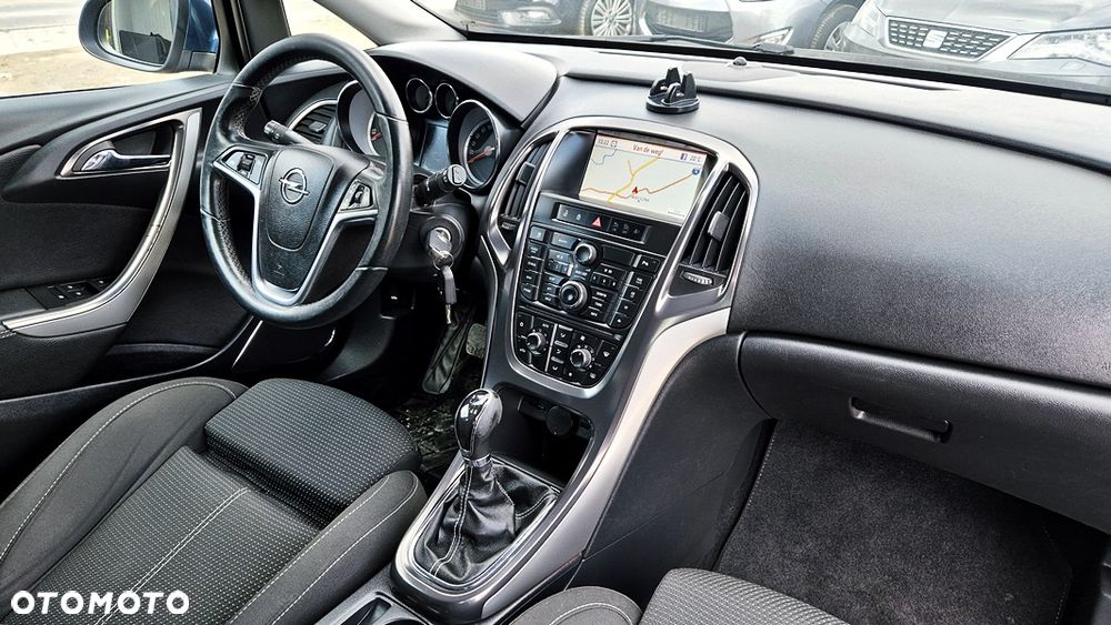 Opel Astra 1.4 Turbo Innovation - 38