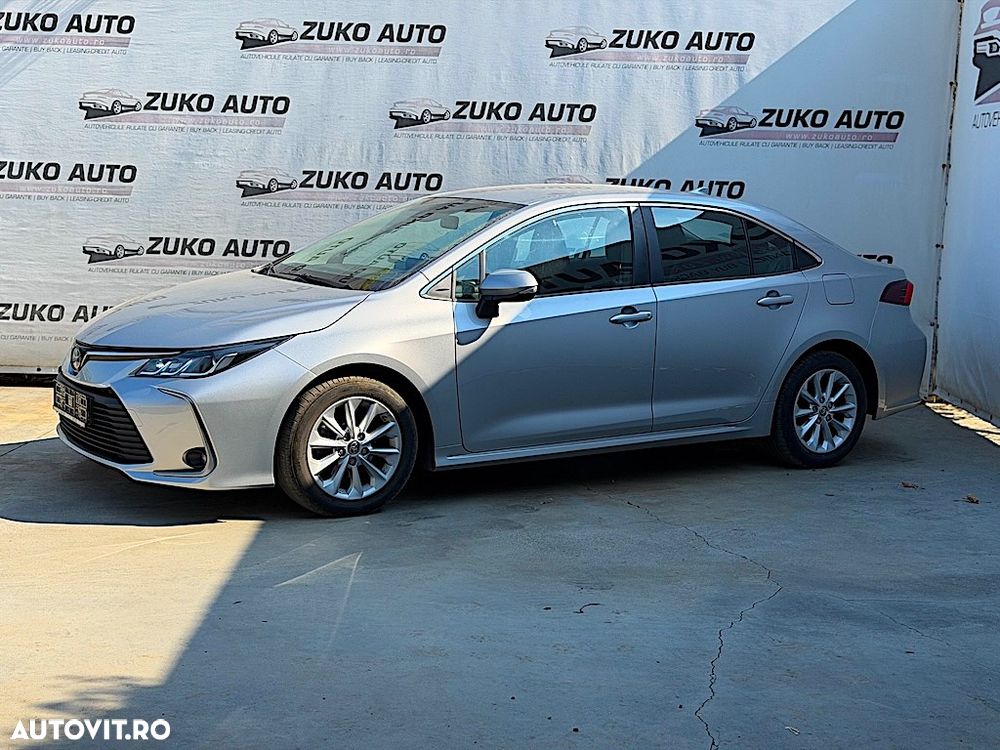 Toyota Corolla 1.8 HSD Business - 3