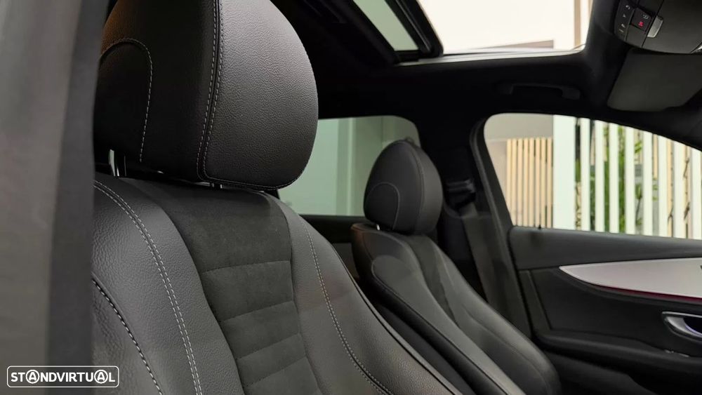 Mercedes-Benz E 300 e AMG Line - 36