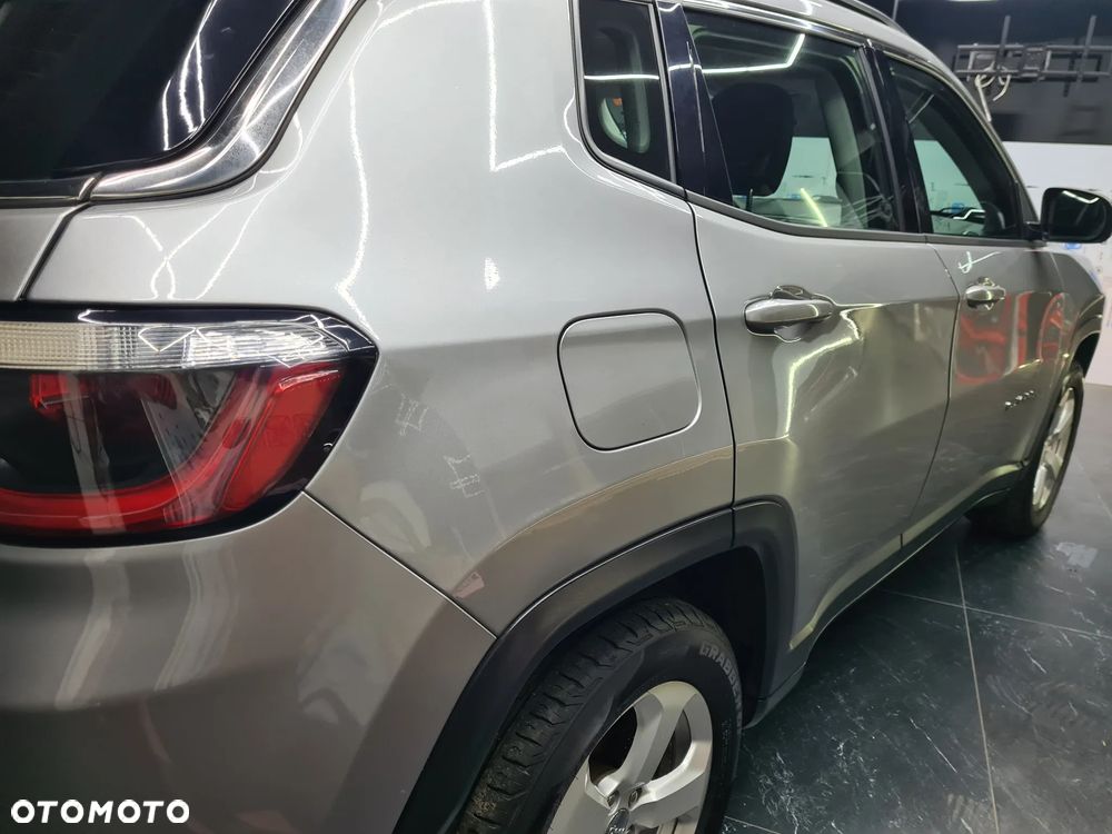 Jeep Compass 1.4 MultiAir Longitude - 22