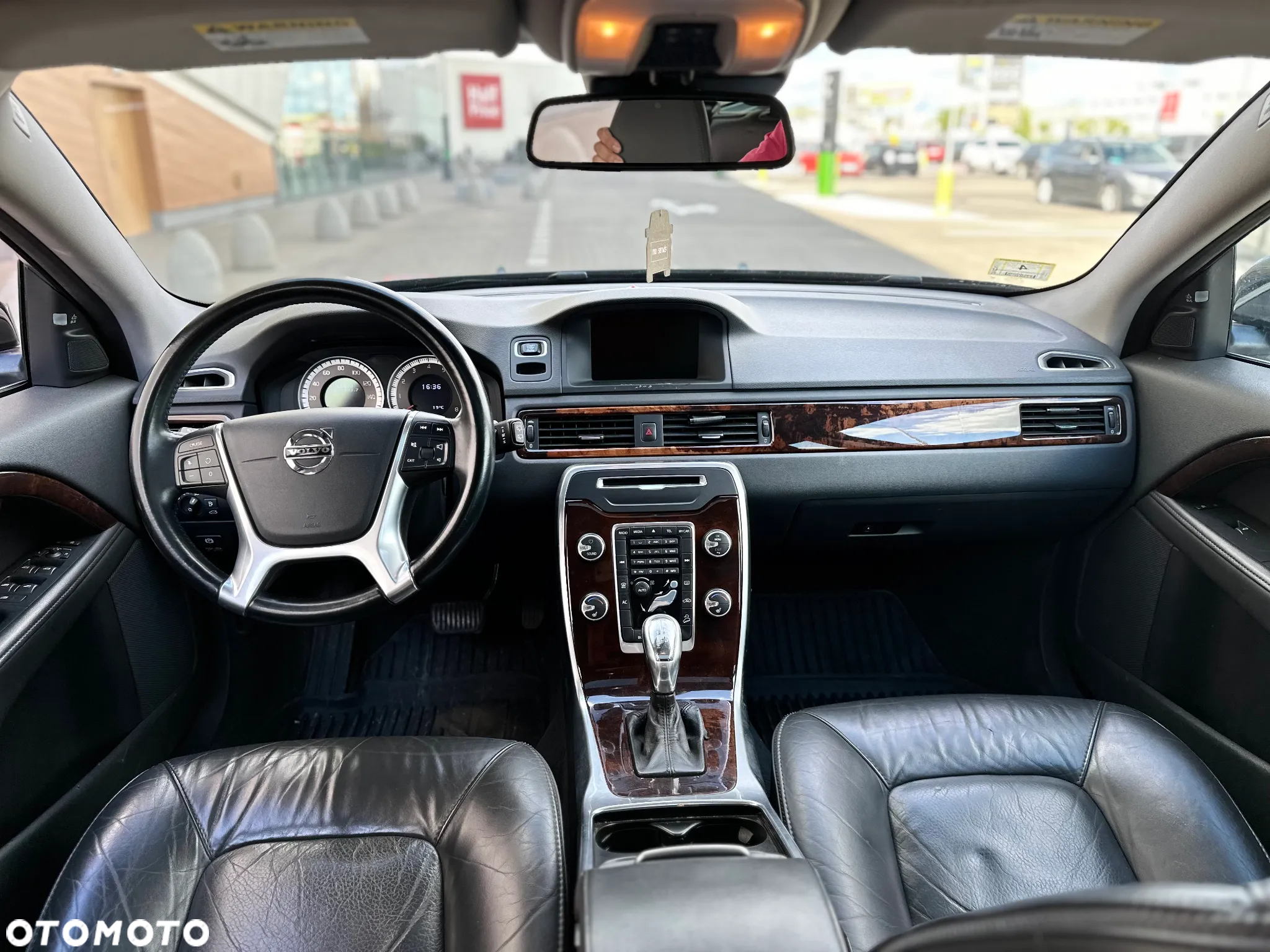 Volvo XC 70 3.2 AWD Summum - 17