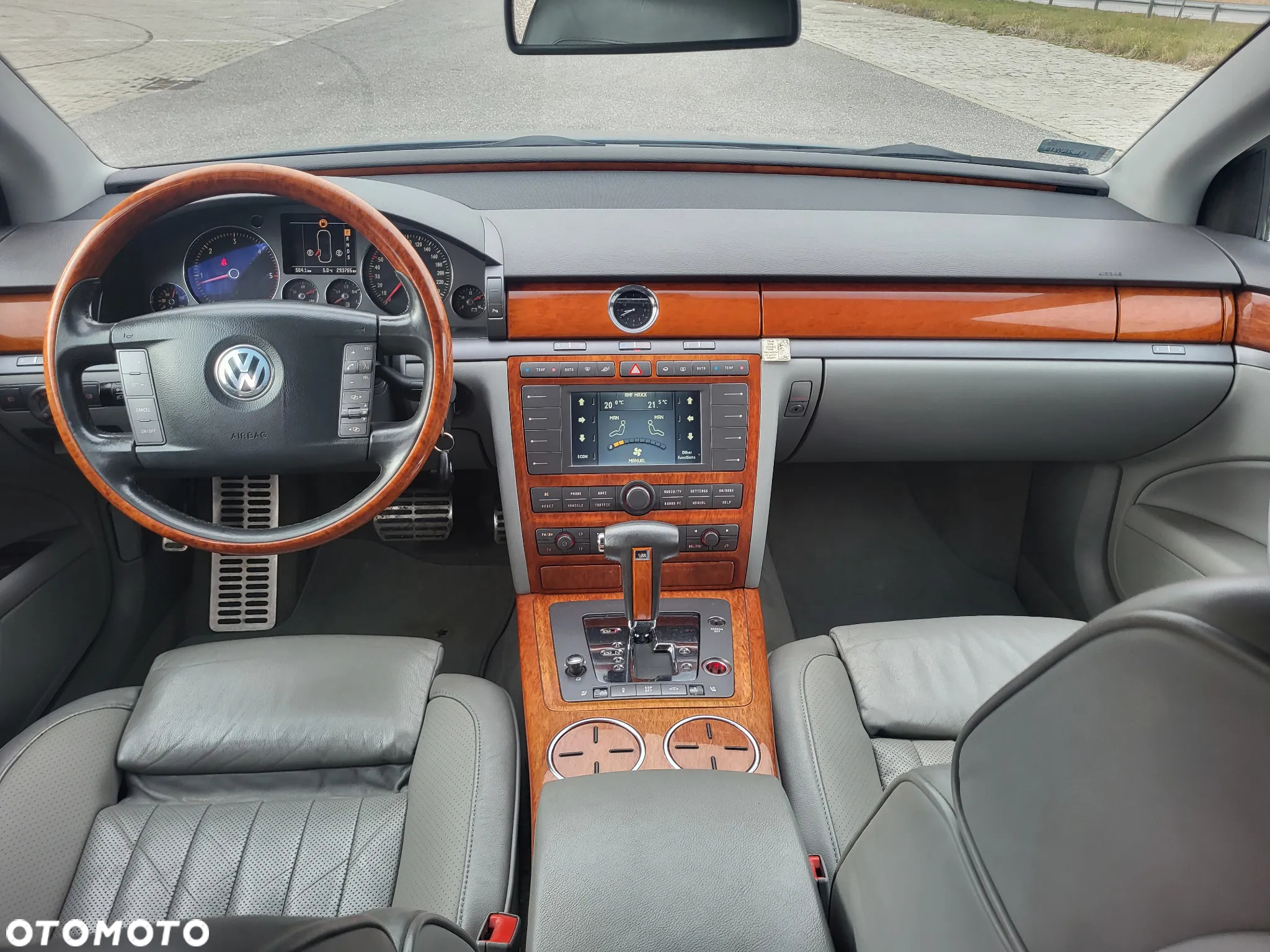 Volkswagen Phaeton 3.0 V6 TDI 4Mot (5 os.) - 19