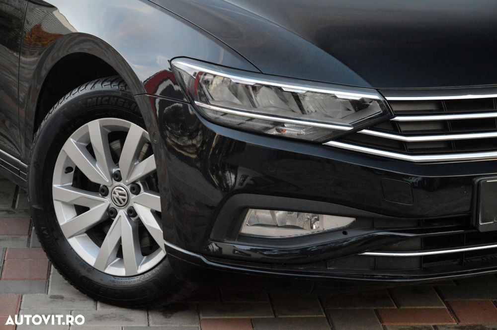 Volkswagen Passat Variant 1.6 TDI (BlueMotion Technology) DSG Comfortline - 18