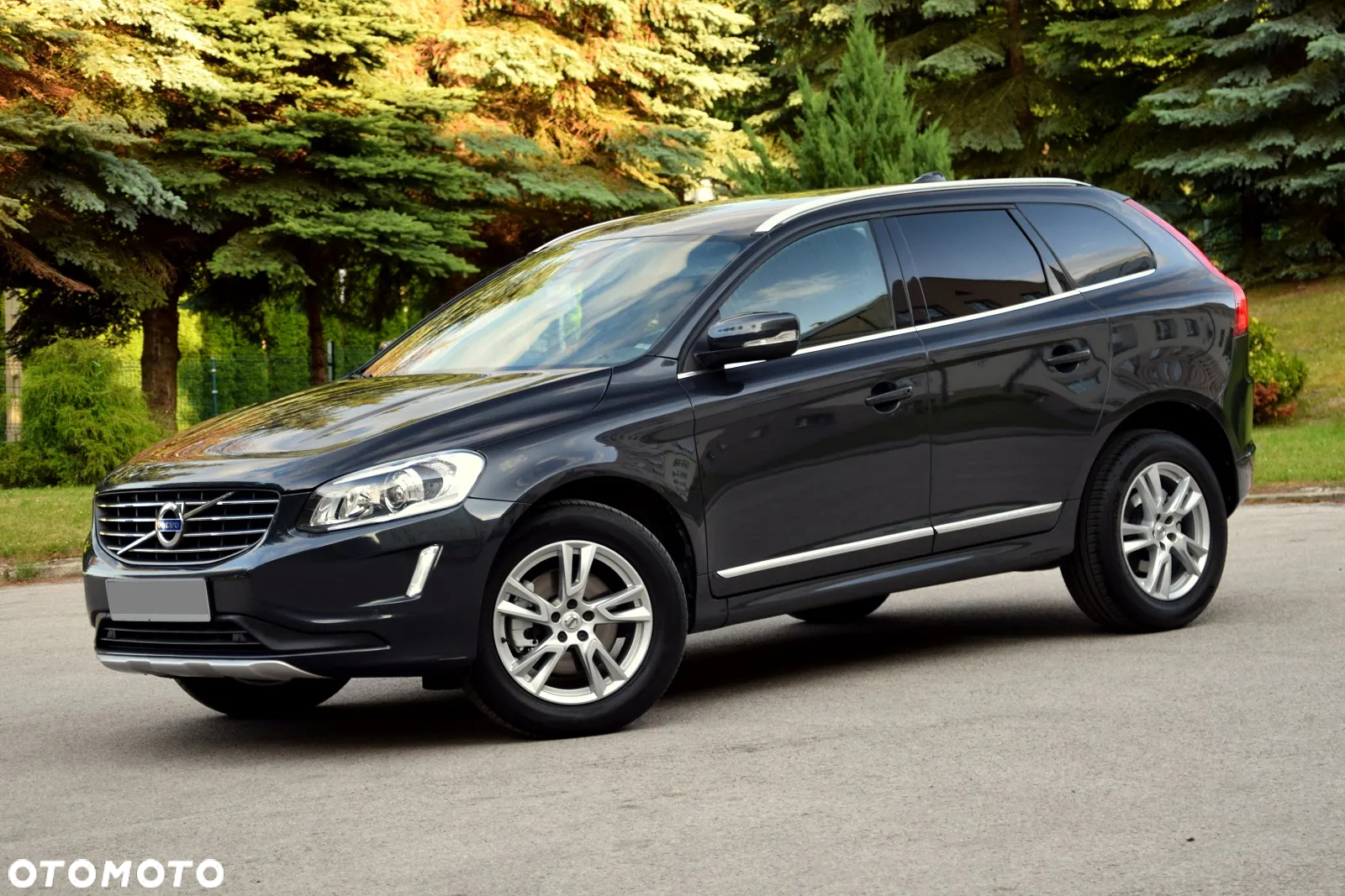 Volvo XC 60 D4 Momentum - 11
