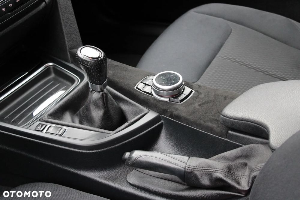BMW Seria 3 - 10