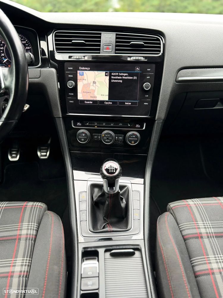 VW Golf GTI 2.0 TSI OPF Performance - 15
