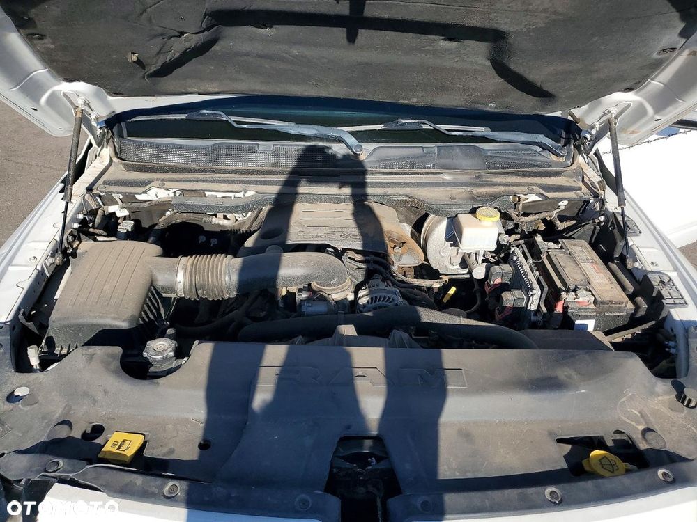RAM 1500 - 11