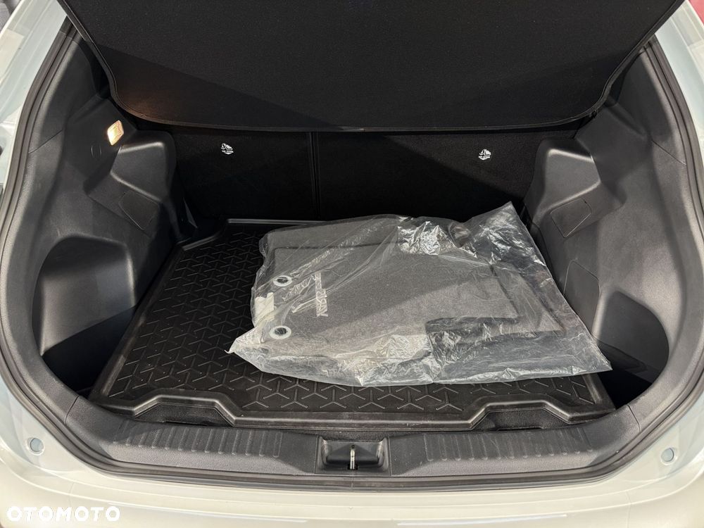 Toyota Yaris Cross - 28