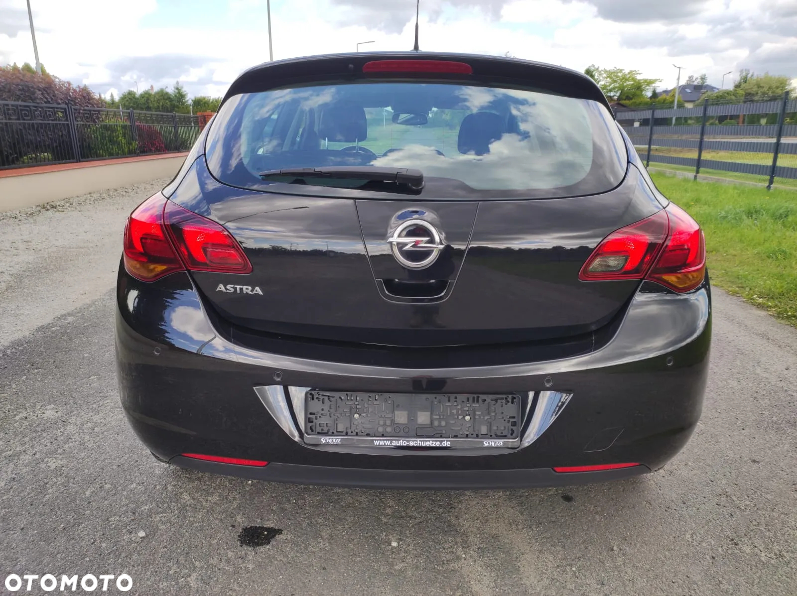 Opel Astra 1.6 Automatik Design Edition - 4