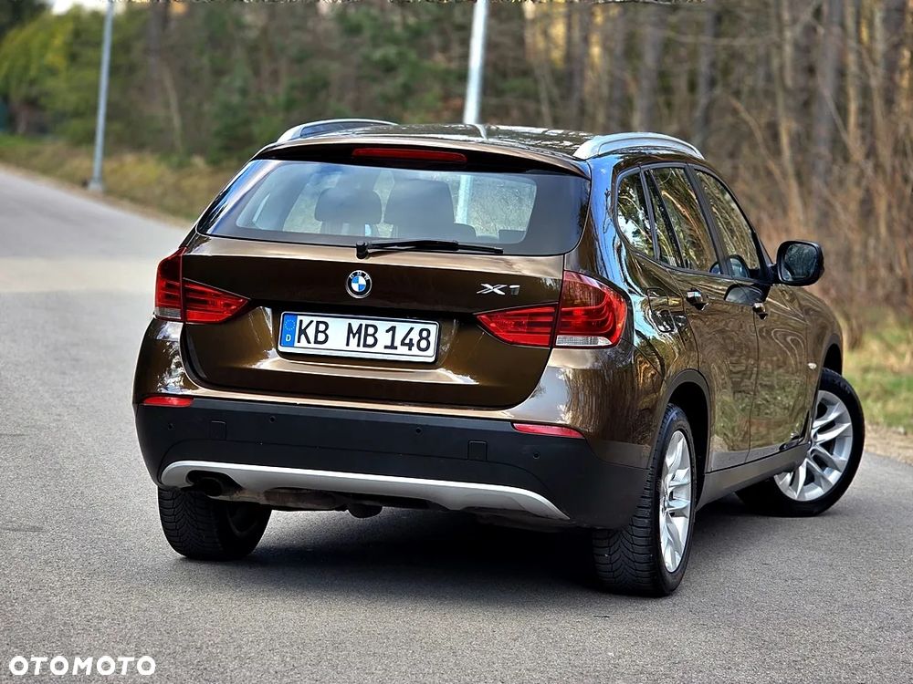 BMW X1 sDrive18i xLine - 22