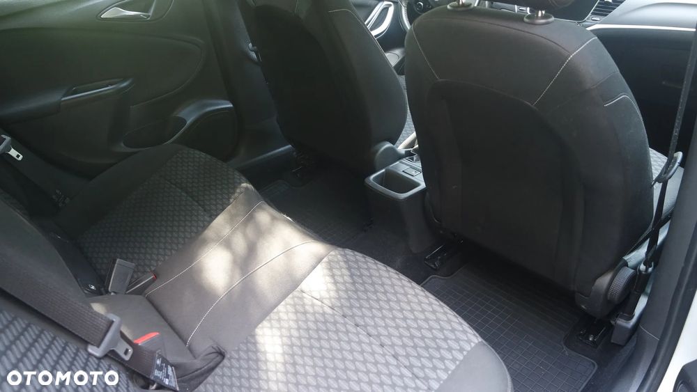Opel Astra V 1.6 CDTI Enjoy - 6
