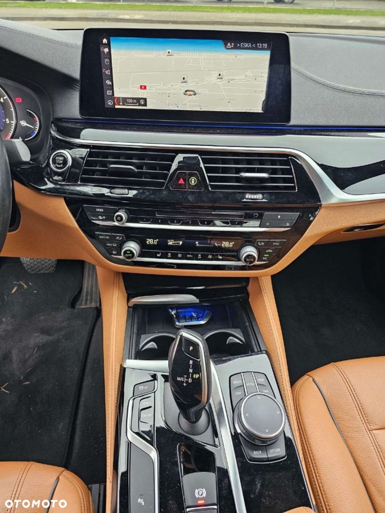 BMW Seria 5 - 25