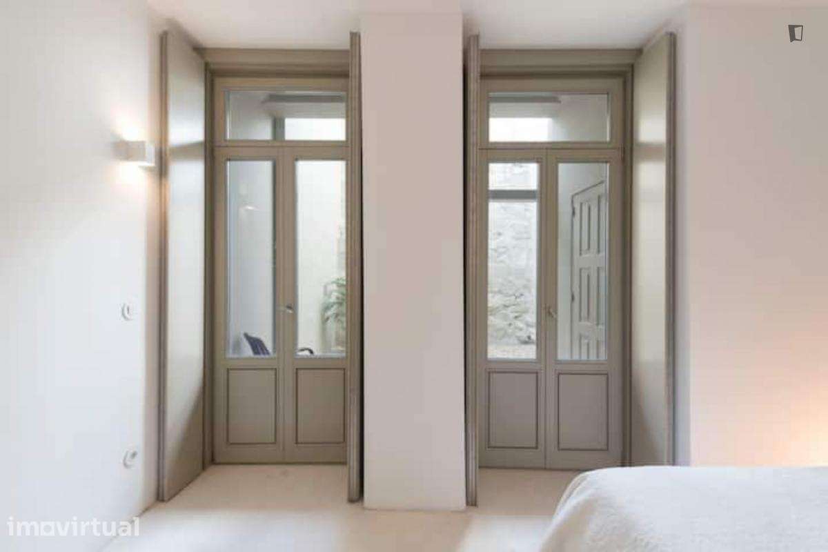 Apartamento com 1 quartos - localizado em Santo Ildefonso Porto - Grande imagem: 3/34