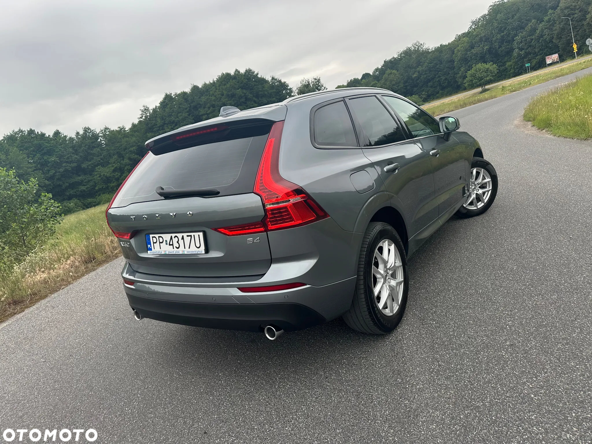 Volvo XC 60 B4 D Geartronic Momentum Pro - 8