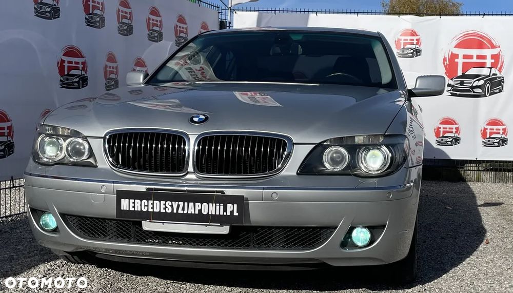 BMW Seria 7 750i - 9