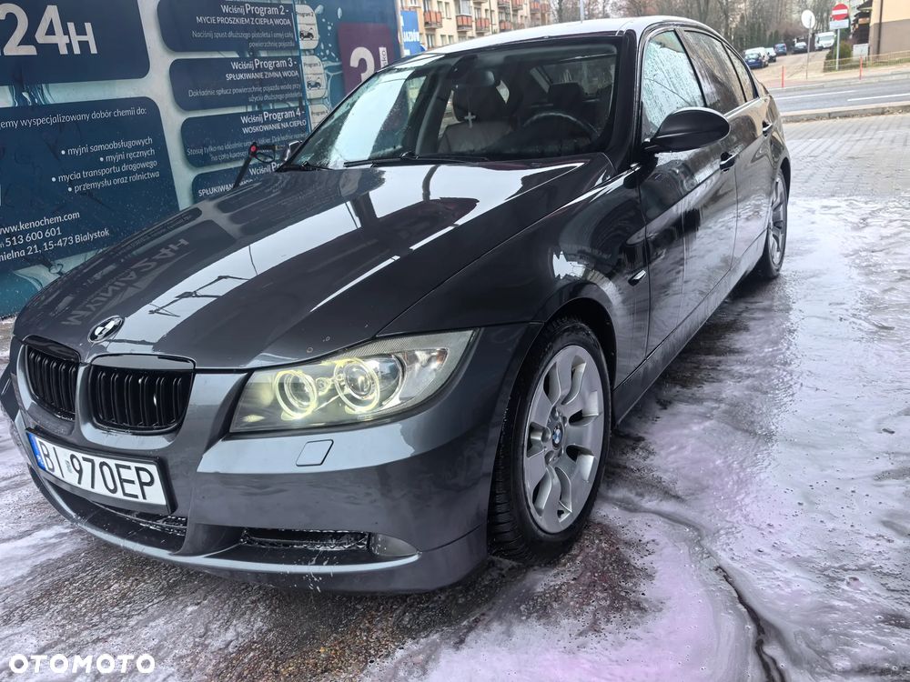 BMW Seria 3 318d - 5
