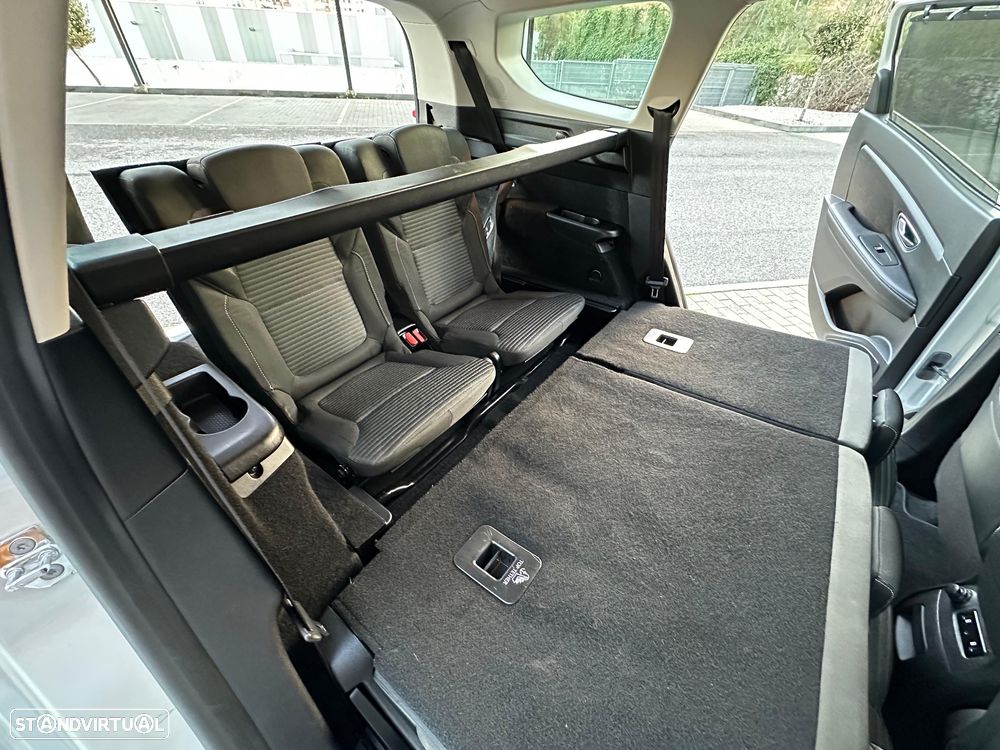 Renault Grand Scénic - 16