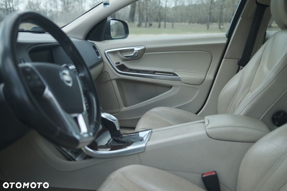 Volvo S60 2.5 T5 - 10