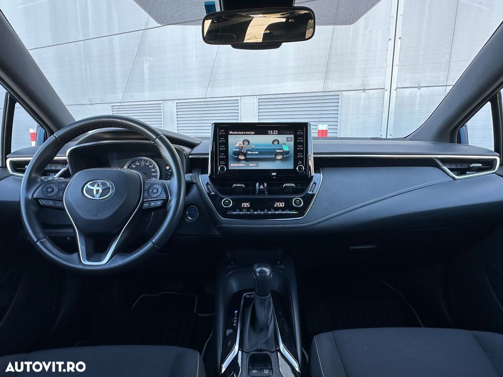 Toyota Corolla 1.8 Hybrid Touring Sports Business Edition - 9