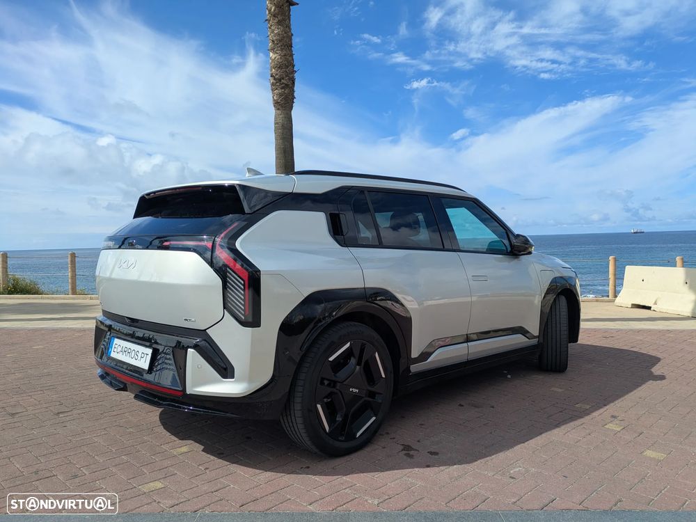 Kia EV3 81,4-kWh FWD GT-Line - 2