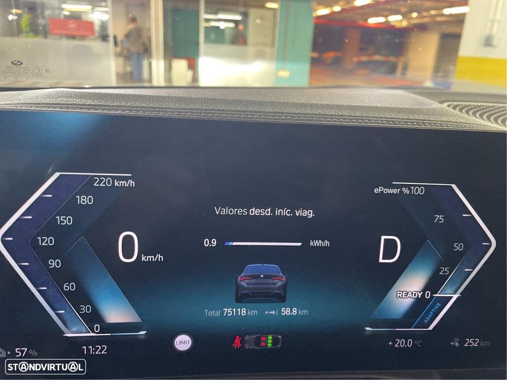 BMW i4 eDrive40 - 8
