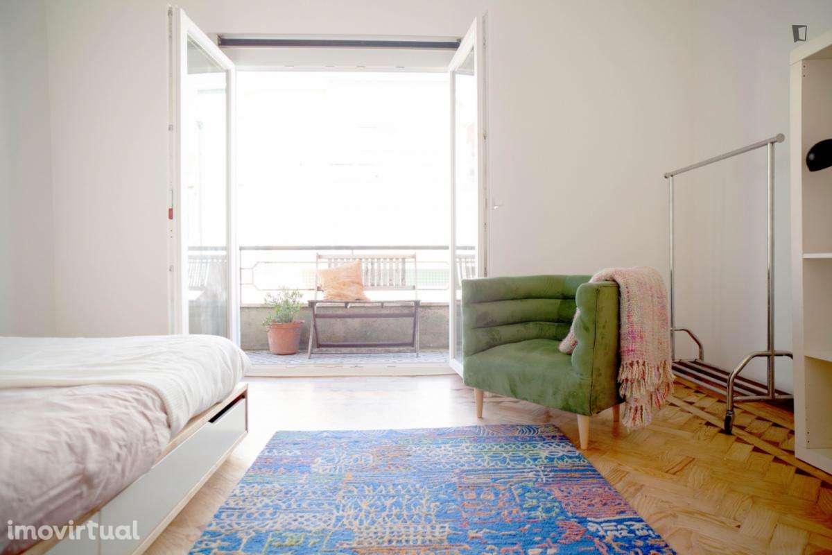 Quarto - localizado em Amadora Lisbon - Grande imagem: 3/8