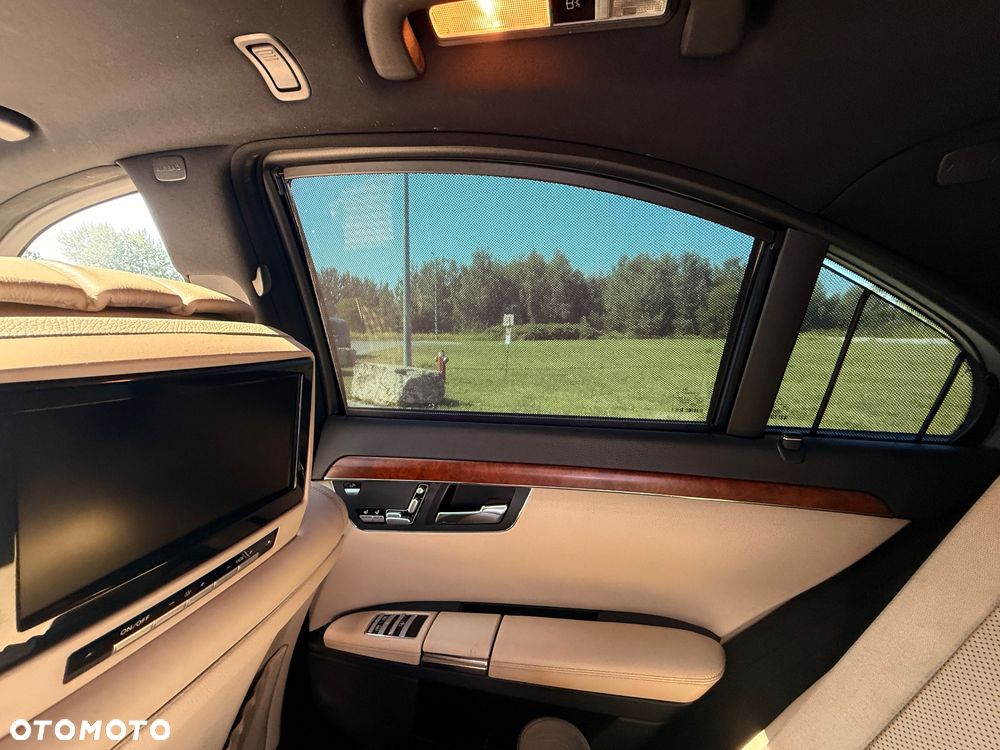 Mercedes-Benz Klasa S 500 4-Matic - 12