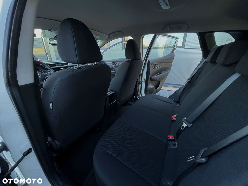 Nissan Qashqai 1.5 dCi N-Connecta - 21