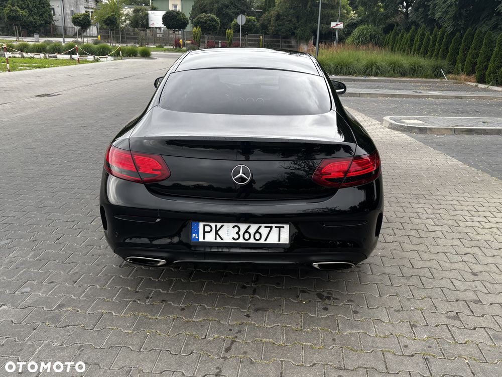 Mercedes-Benz Klasa C 300 7G-TRONIC Edition 1 - 8