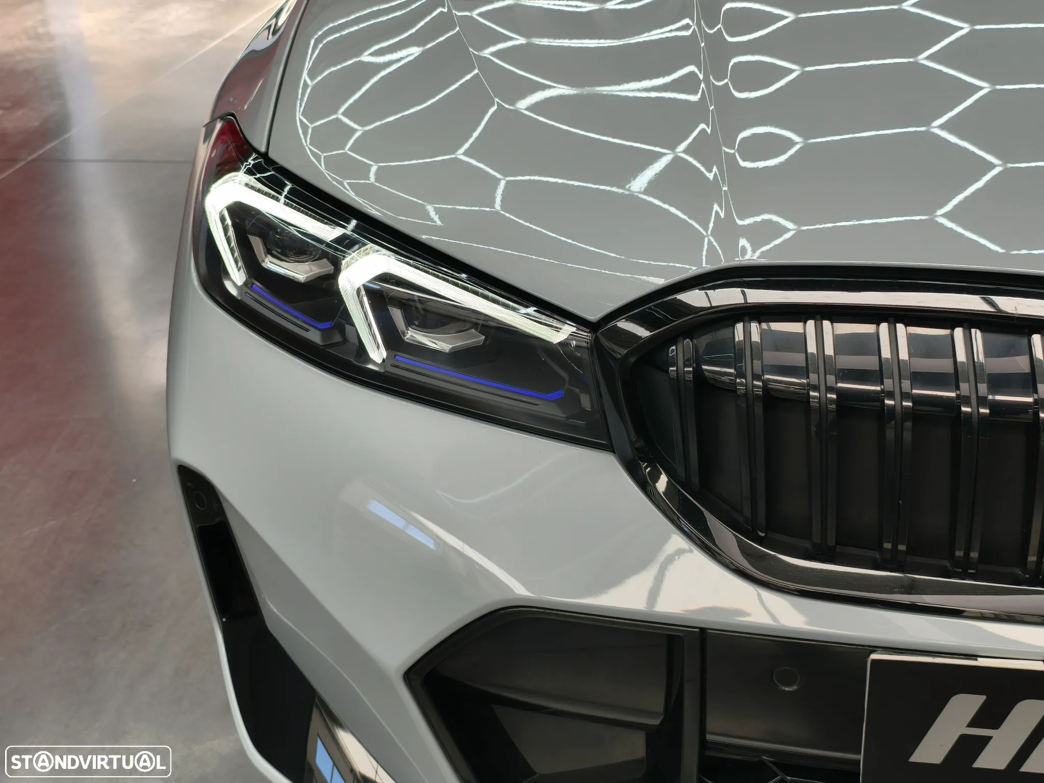BMW 320 d Pack Desportivo M Pro Auto - 22