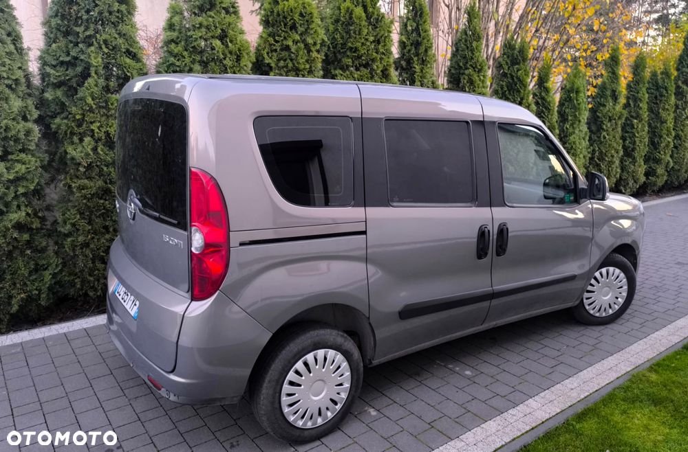Opel Combo - 28
