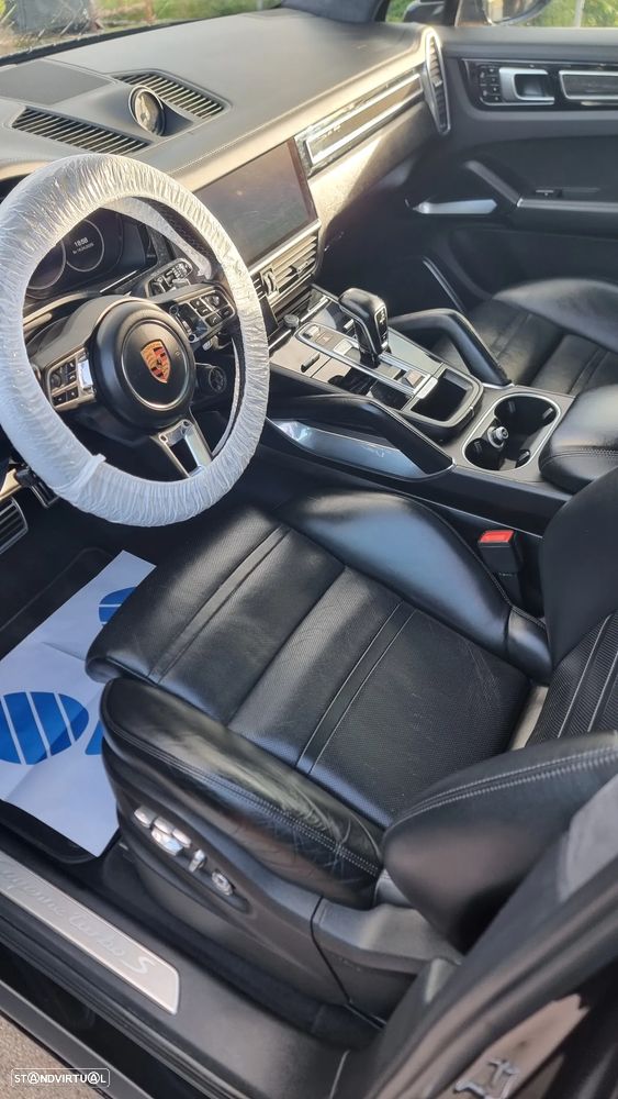 Porsche Cayenne Turbo S E-Hybrid - 9