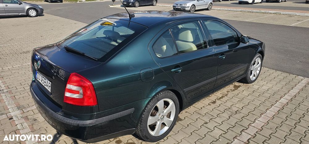 Skoda Octavia 2.0 TDI Elegance Automatic - 6