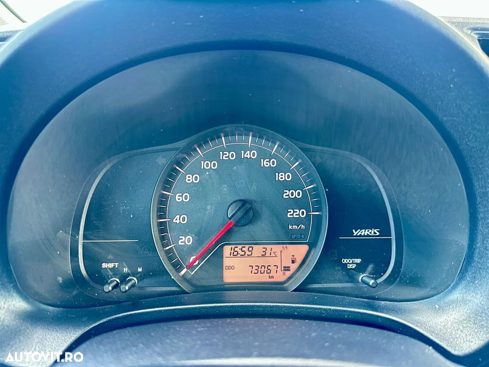 Toyota Yaris 1.0 VVT-i Terra - 8