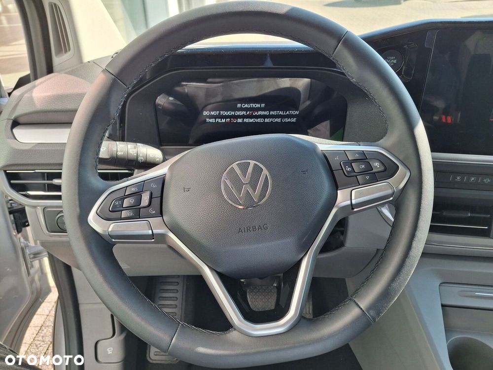 Volkswagen Caravelle - 4