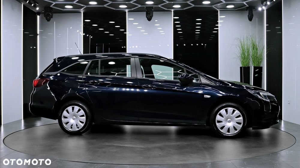 Opel Astra 1.6 CDTI Enjoy S&S - 9