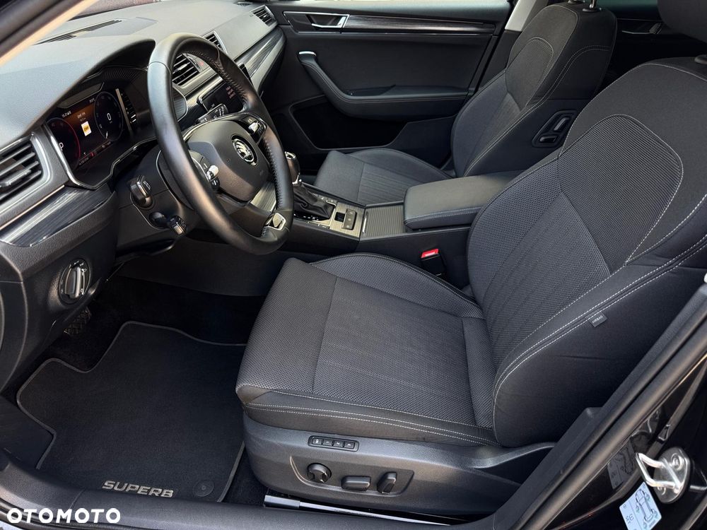 Skoda Superb 2.0 TDI SCR Style DSG - 9