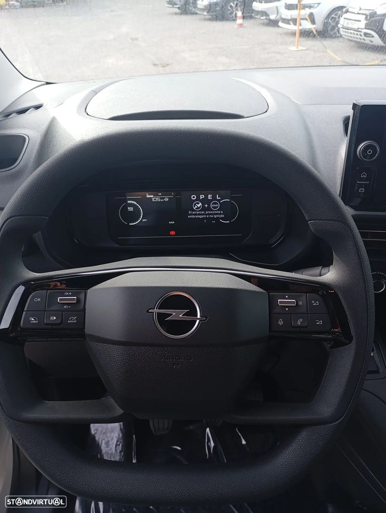 Opel Combo-e XL (50-kWh) - 10