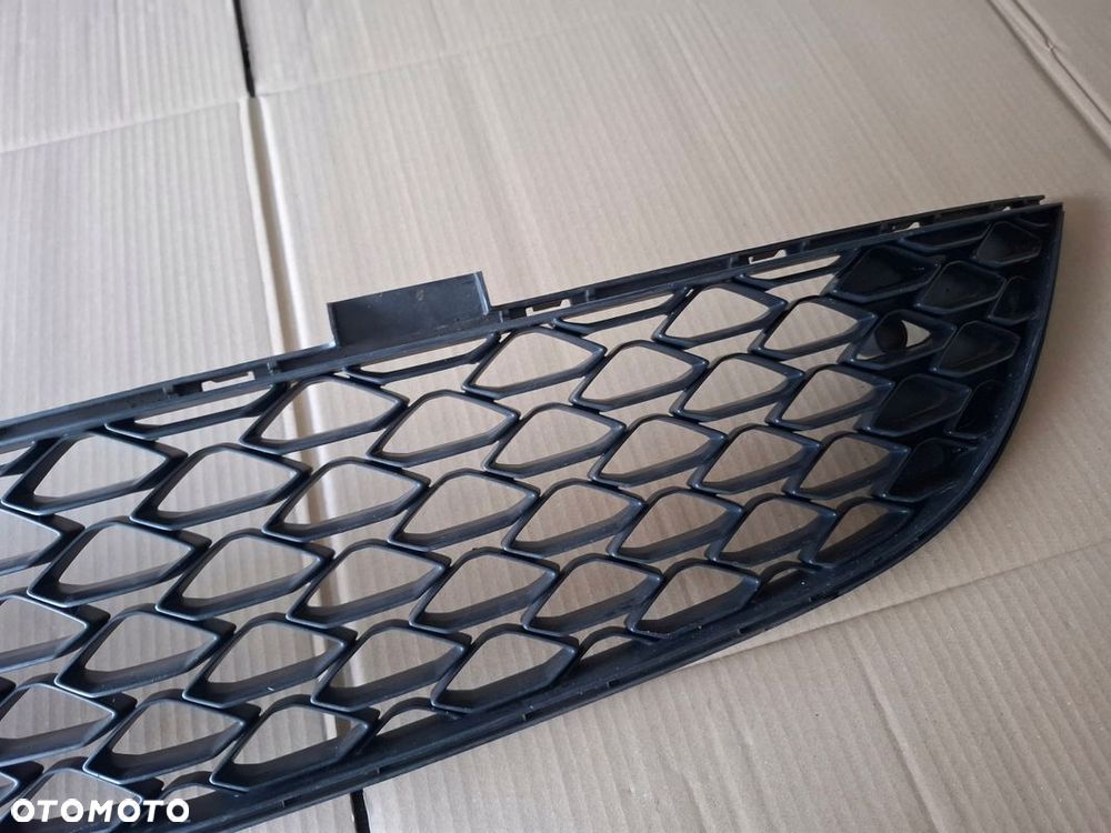 KRATKA ZDERZAKA OPEL ASTRA J OPC ORYGINAŁ - 3