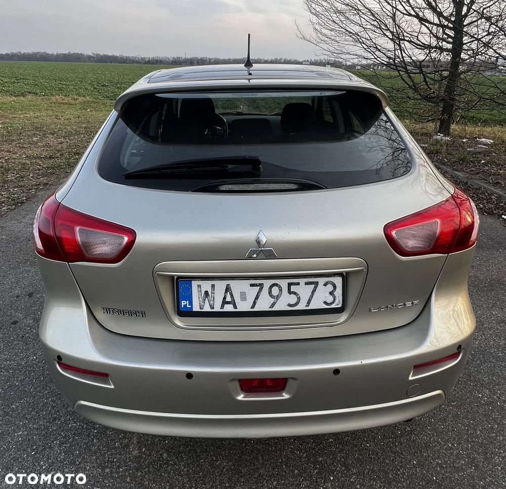 Mitsubishi Lancer - 7