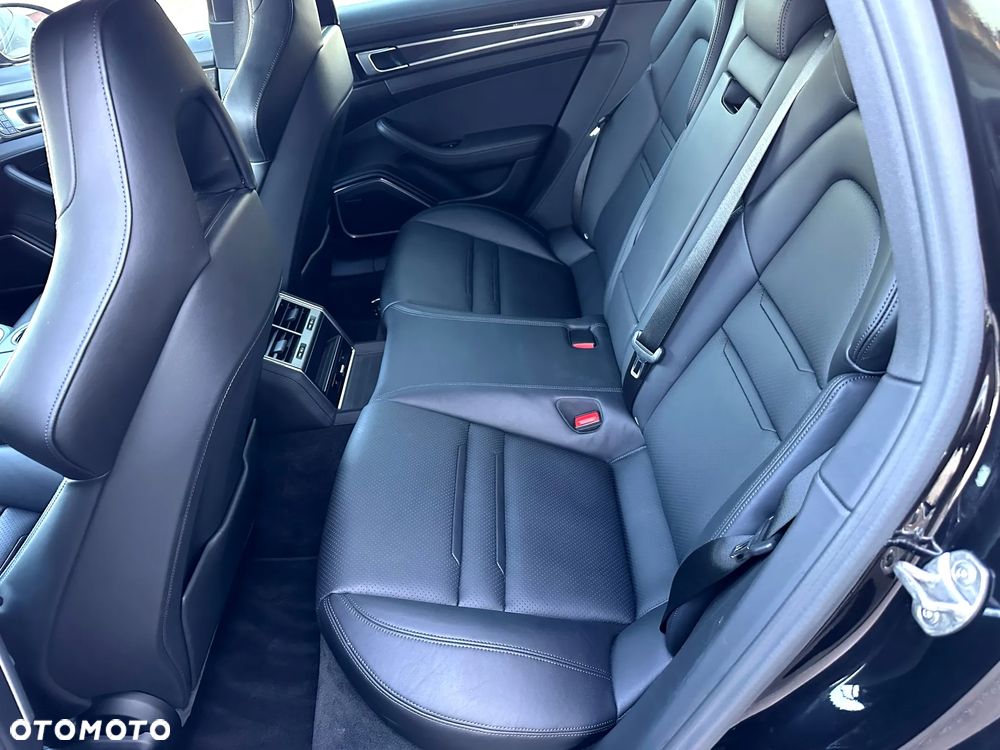 Porsche Panamera - 29